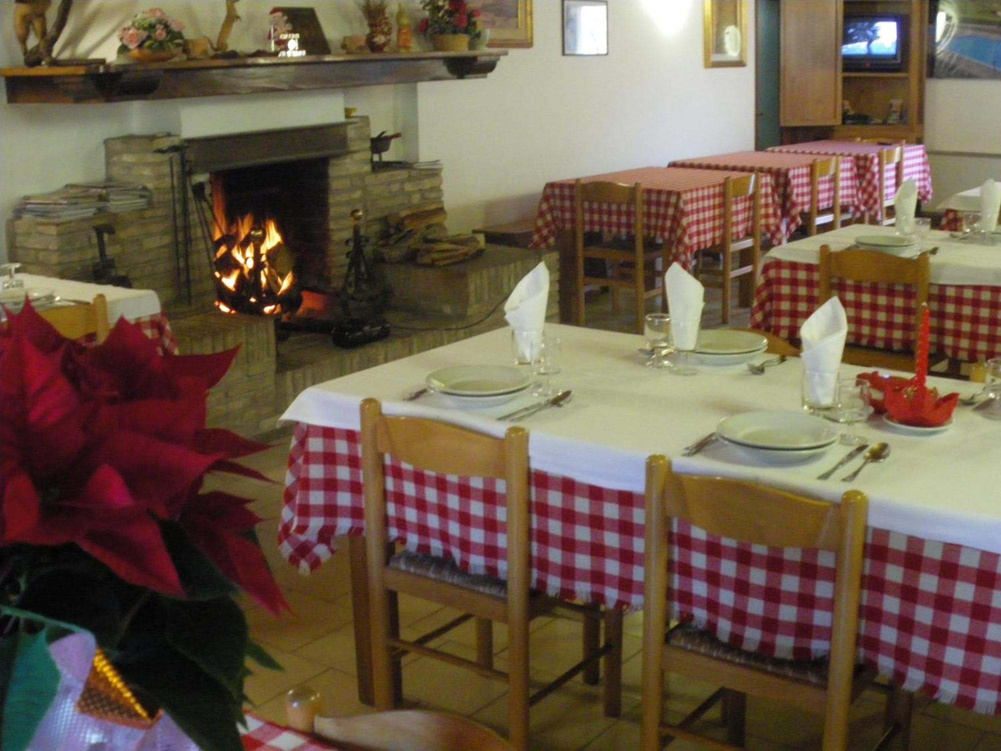 אורבניה Agriturismo Orsaiola מראה חיצוני תמונה