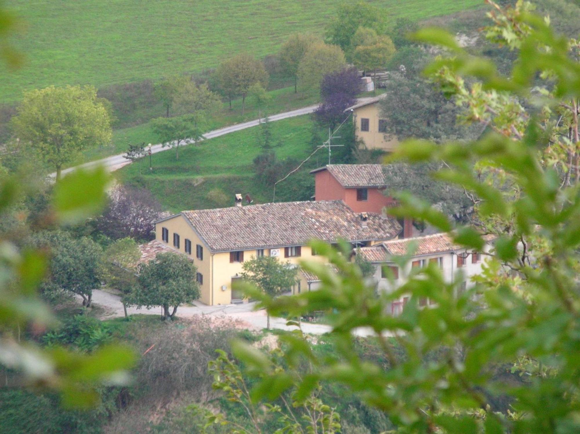 אורבניה Agriturismo Orsaiola מראה חיצוני תמונה
