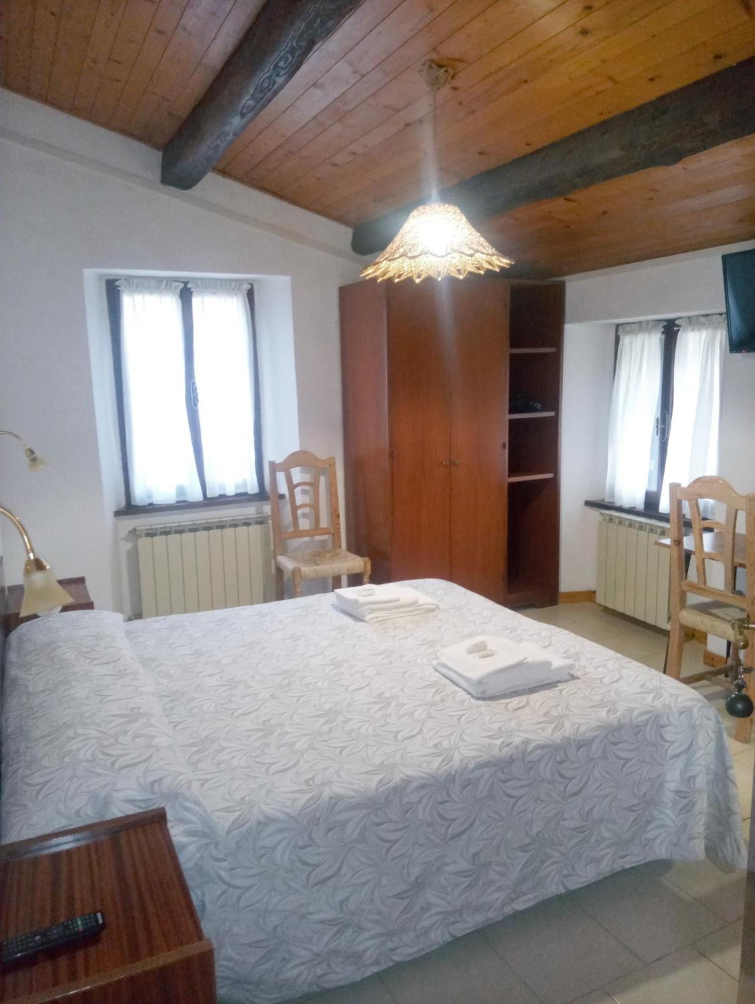 אורבניה Agriturismo Orsaiola מראה חיצוני תמונה