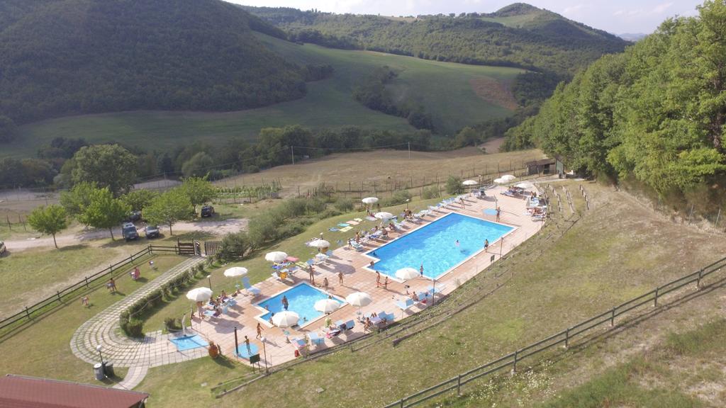 אורבניה Agriturismo Orsaiola מראה חיצוני תמונה