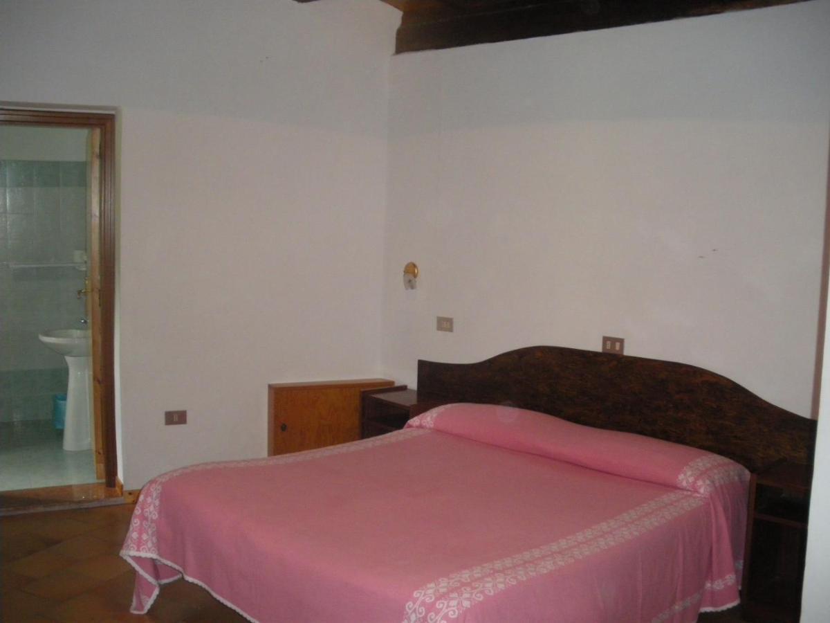 אורבניה Agriturismo Orsaiola מראה חיצוני תמונה